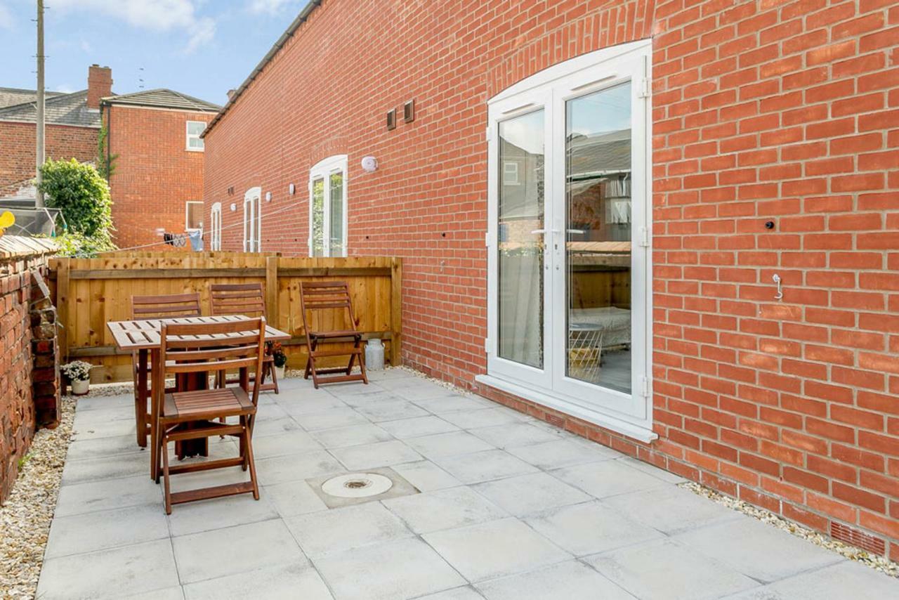 Acorn Mews Villa Lincoln Bagian luar foto