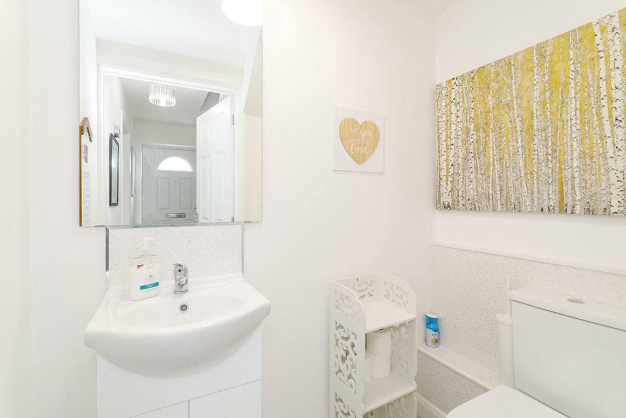 Acorn Mews Villa Lincoln Bagian luar foto